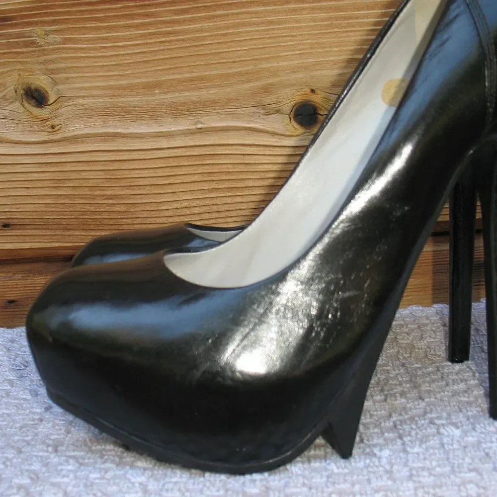 Camilla Skovgaard Womens 8.5 Black Stiletto Platform Heels